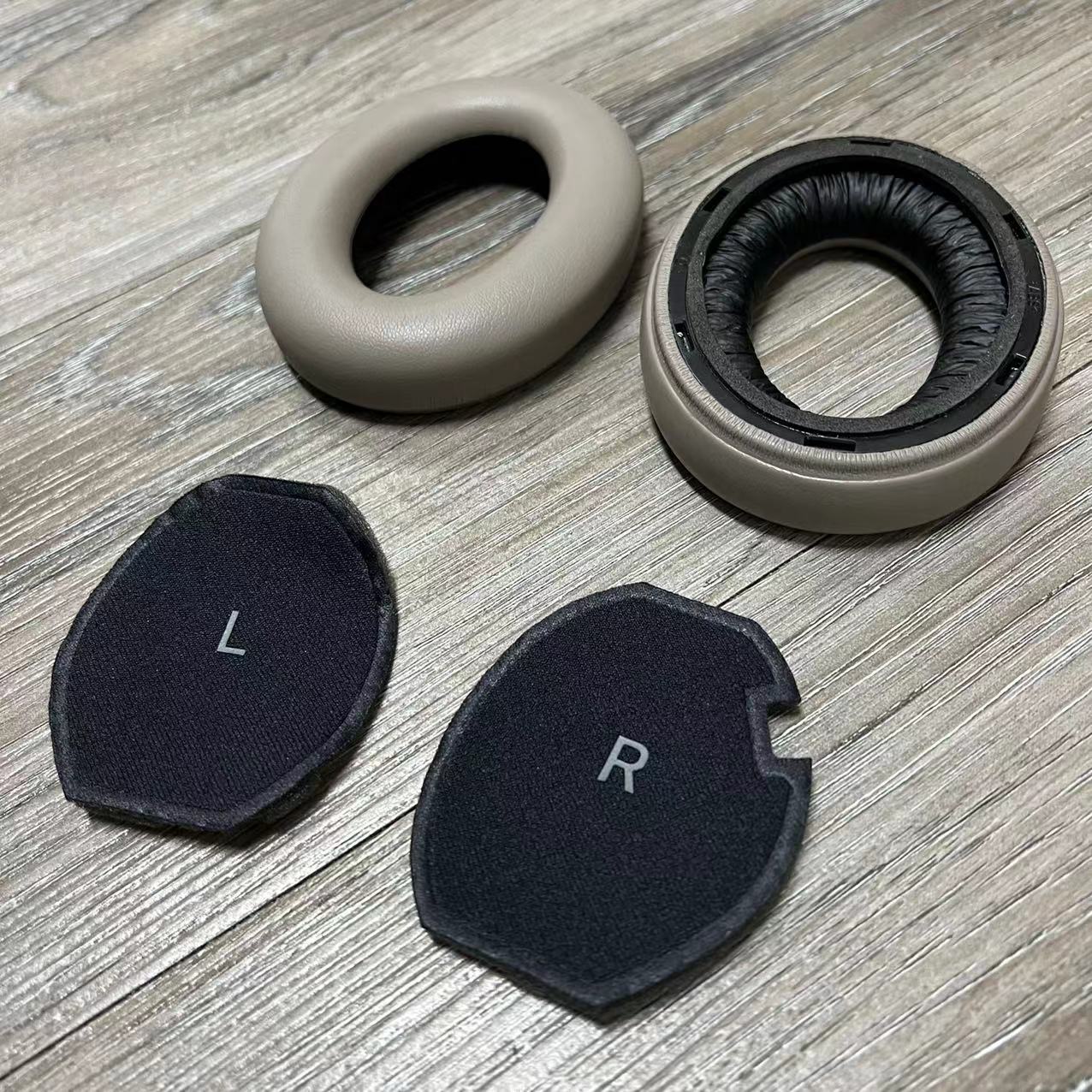 بطانة للأذن من جلد الغنم الأصل - مراجعة Sennheiser Headphone Momentum 4 وسعره